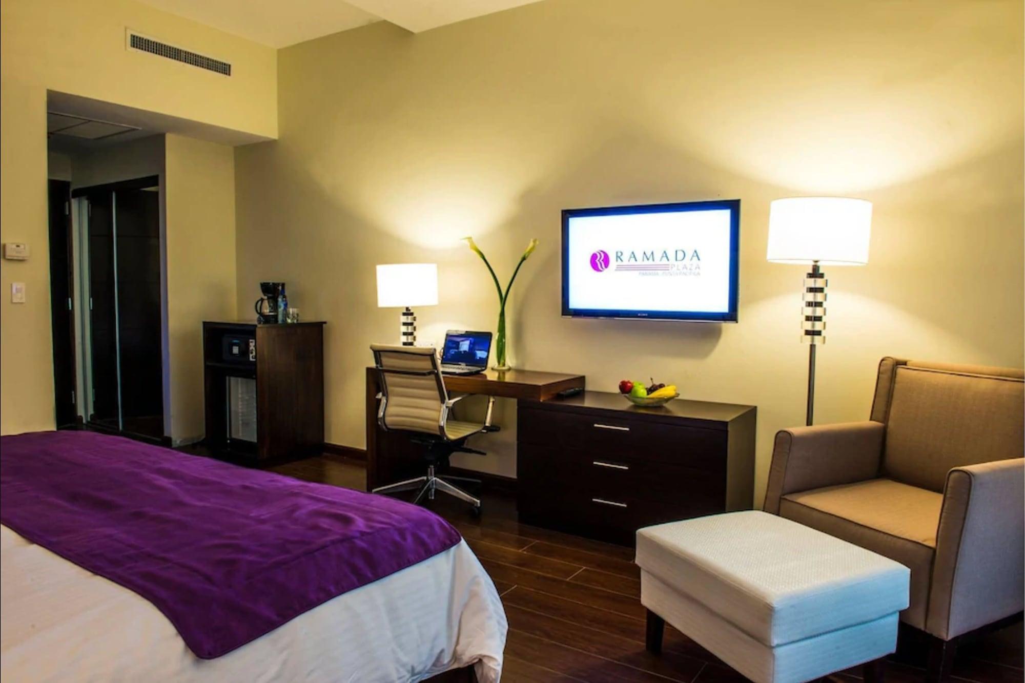 Отель Ramada Plaza By Wyndham Panama Punta Pacifica Экстерьер фото
