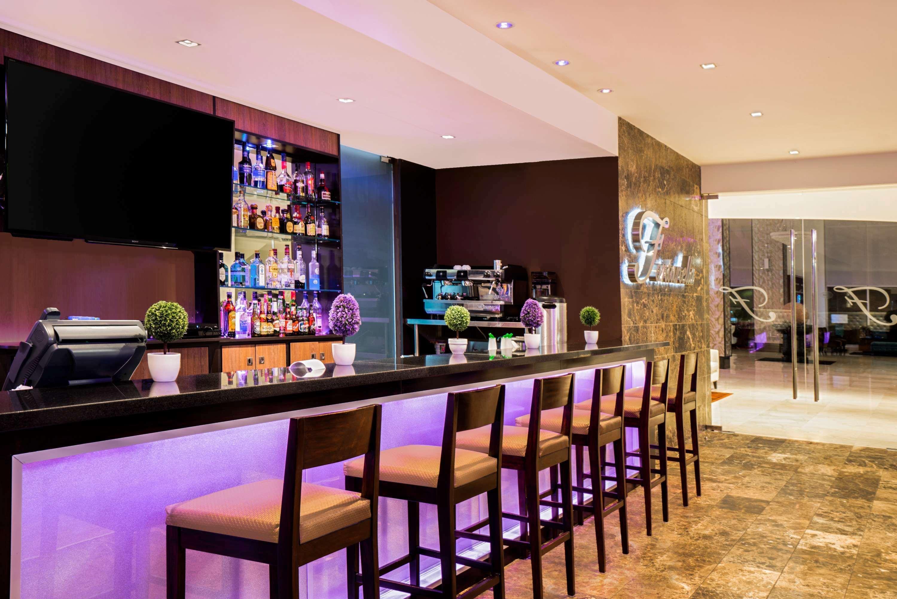 Отель Ramada Plaza By Wyndham Panama Punta Pacifica Экстерьер фото