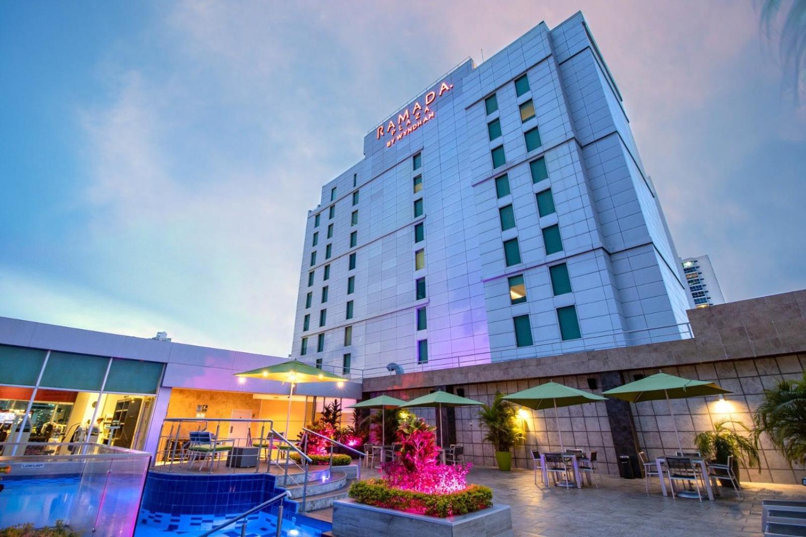 Отель Ramada Plaza By Wyndham Panama Punta Pacifica Экстерьер фото