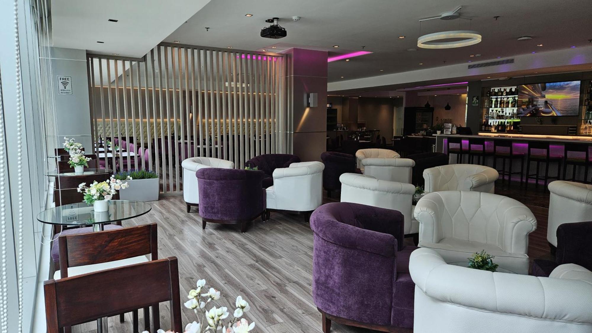 Отель Ramada Plaza By Wyndham Panama Punta Pacifica Экстерьер фото