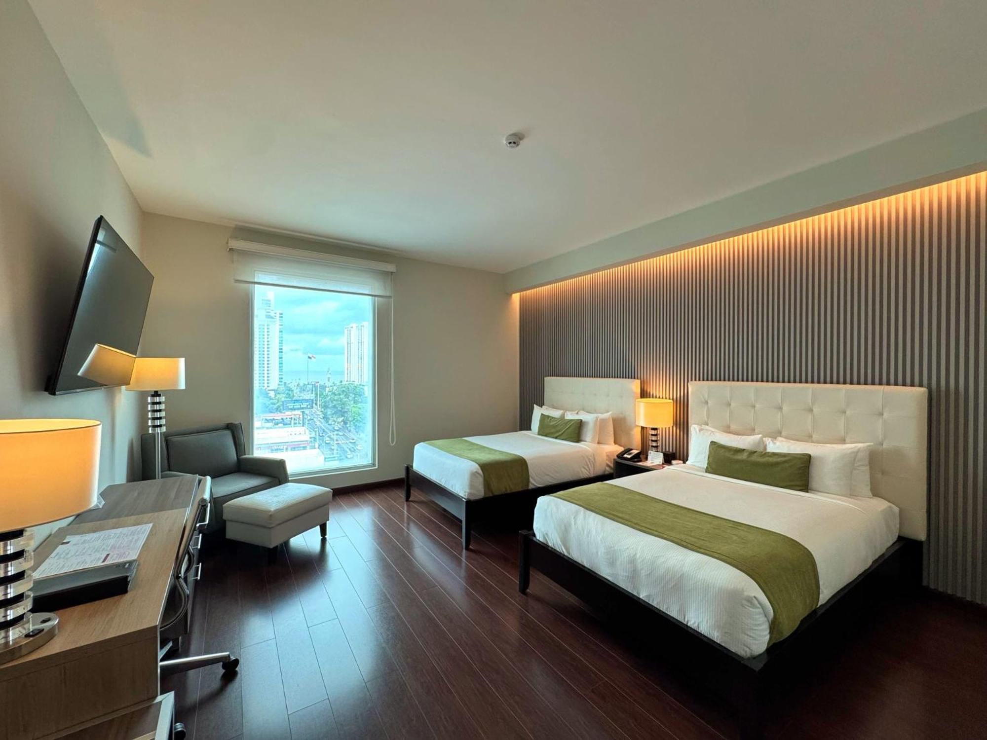 Отель Ramada Plaza By Wyndham Panama Punta Pacifica Экстерьер фото